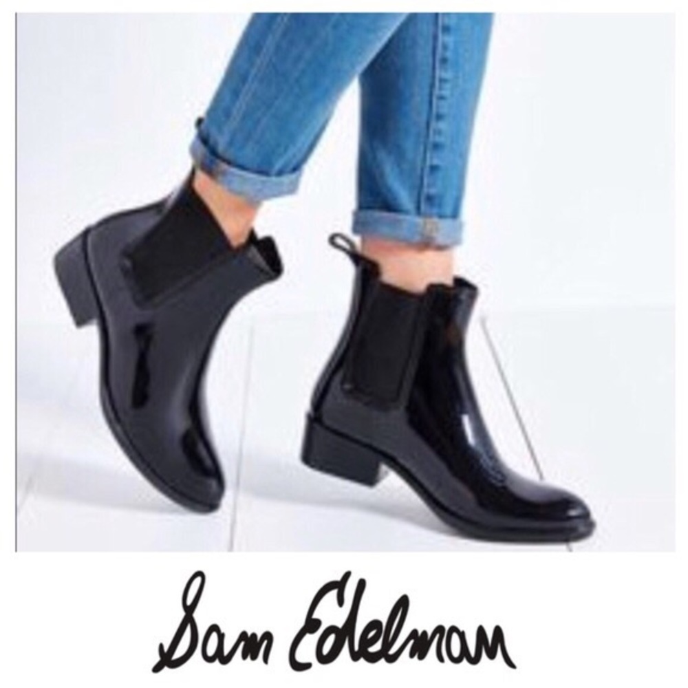 Sam Edelman Tinsley Rubber Rain Boot (shiny black)